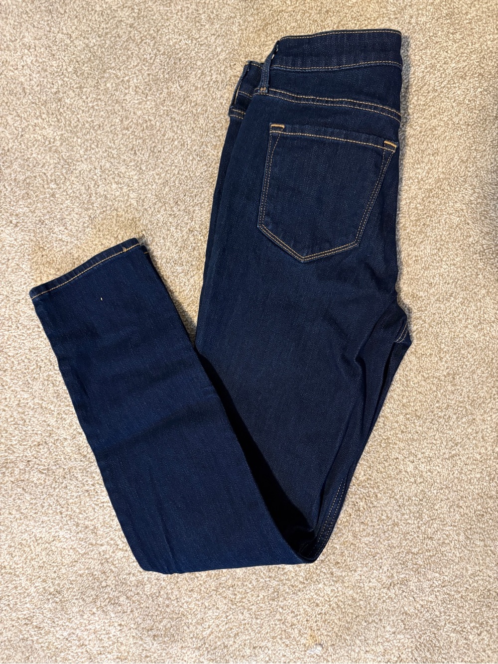 NWOT Old Navy Dark Wash High-Rise Wow Straight Jeans